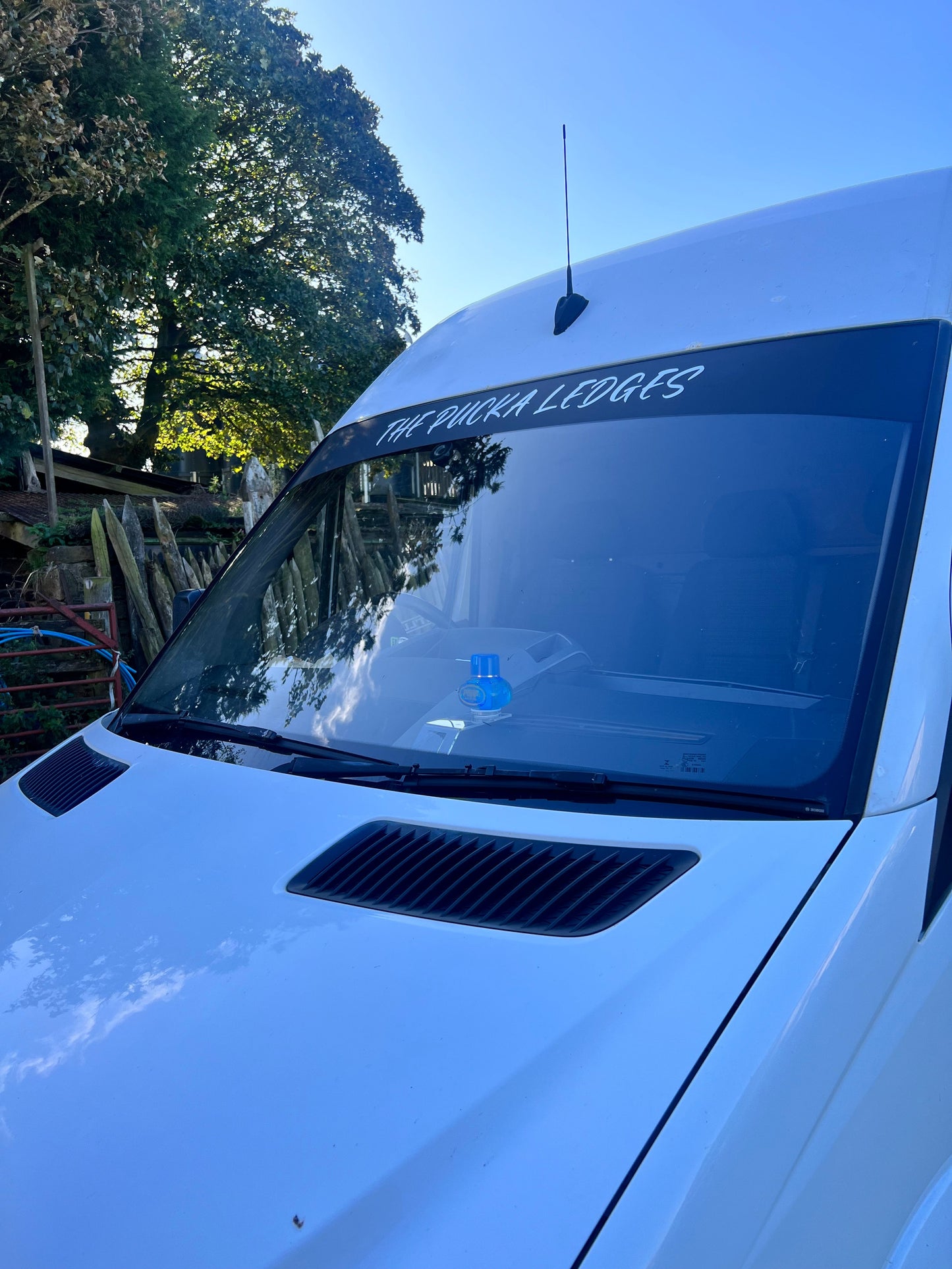 Volkswagen Van Ledges
